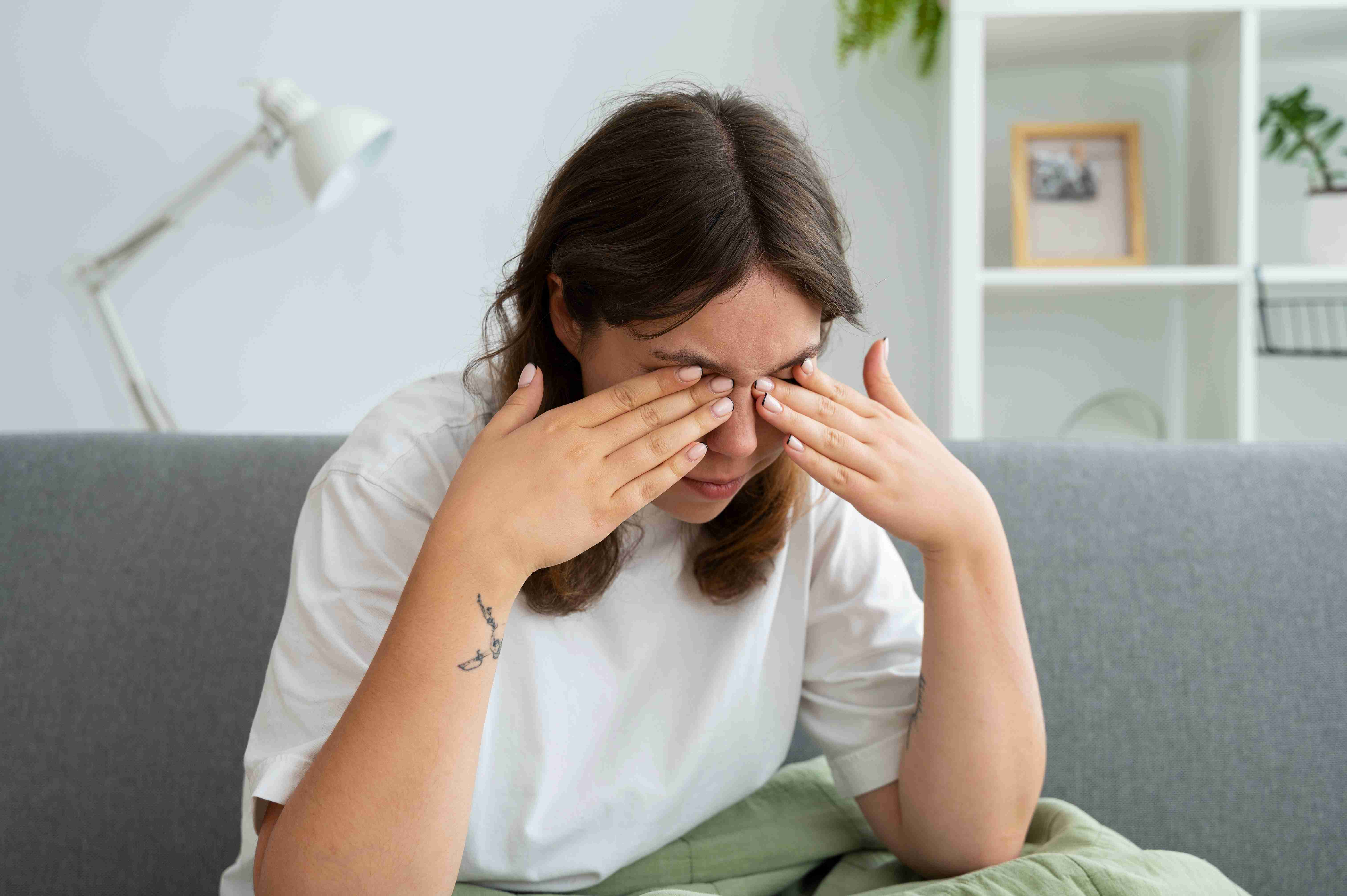 woman-suffering-from-allergy-medium-shot (1)_11zon_11zon.jpg